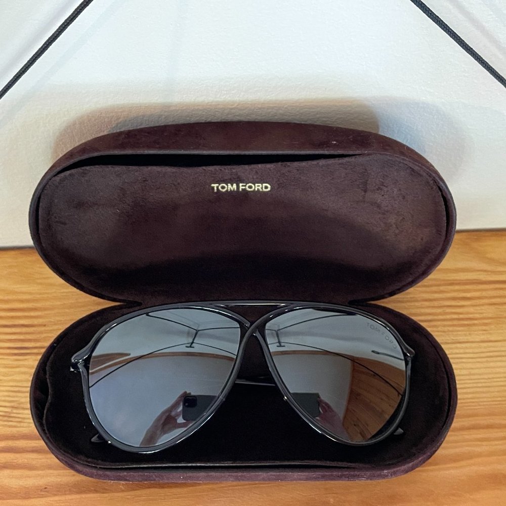 Tom Ford Maximillion Aviator Sunglasses Navy